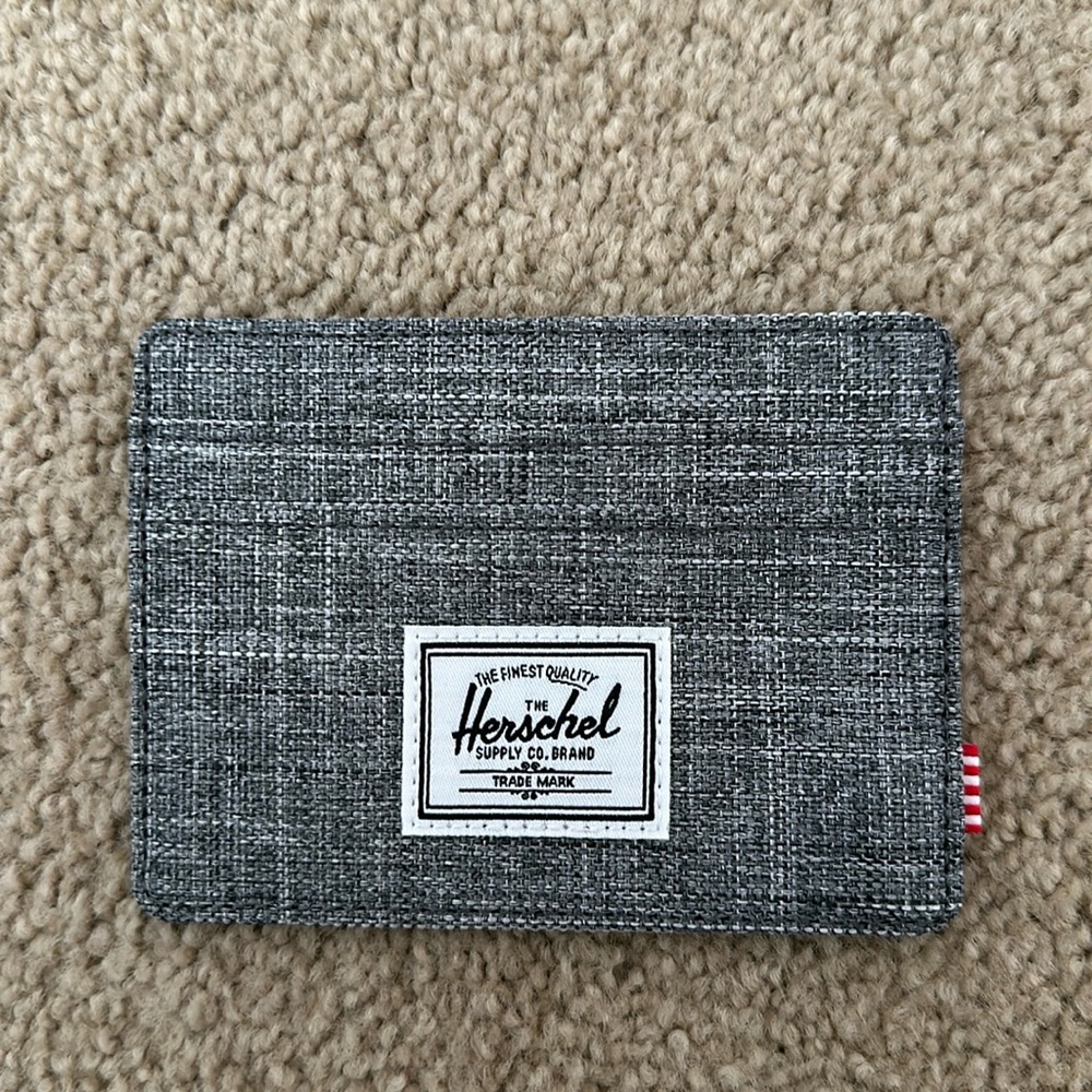 Herschel Supply Co Charlie Cardholder in Raven Crosshatch. NWT.